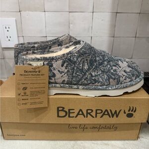 Bearpaw Gray Patterned Slippers